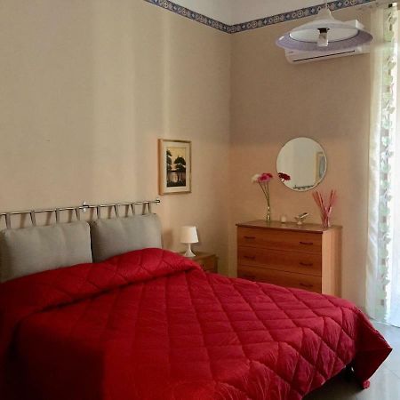 Apartment For 2 In Catania, B&B Le Voci Del Mercato Exteriör bild