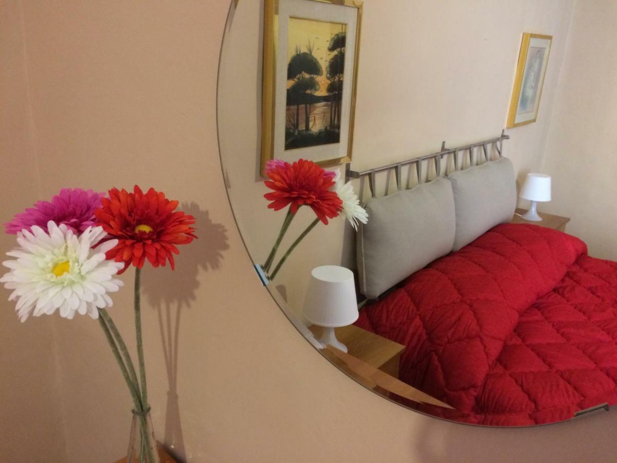 Apartment For 2 In Catania, B&B Le Voci Del Mercato Exteriör bild